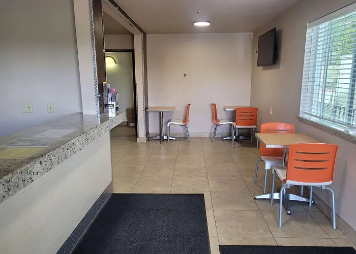 Surestay By Western - Grand Canyon Hotel Williams